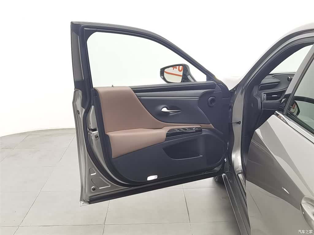 Lexus ES, 2021 8