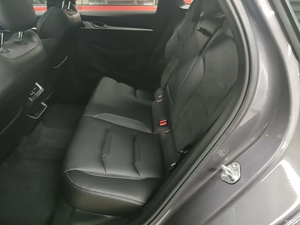 Geely Preface, 2024 17