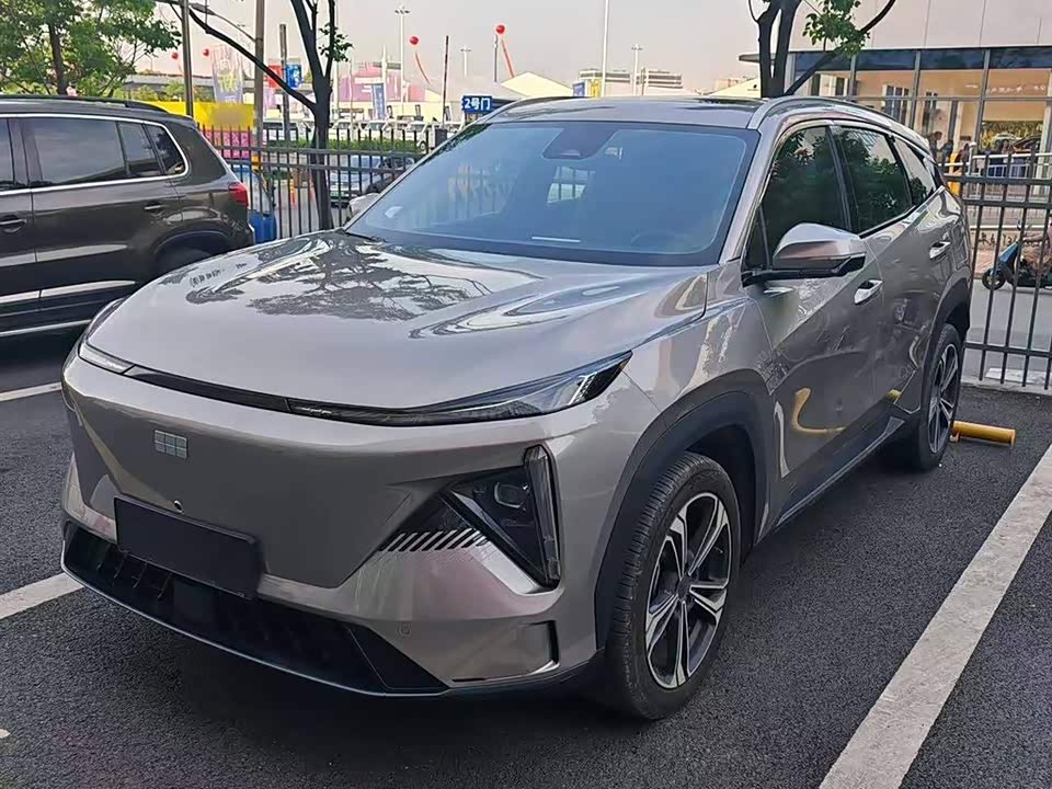 Geely Galaxy Galaxy L7