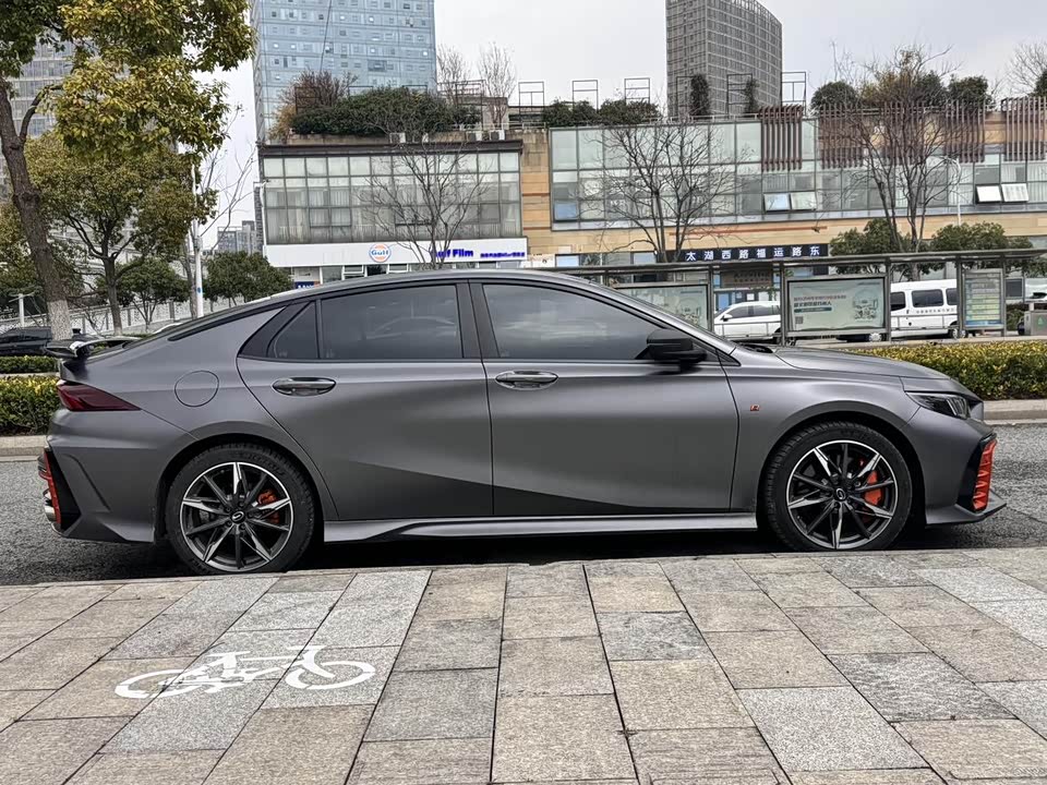 Trumpchi Shadow Leopard