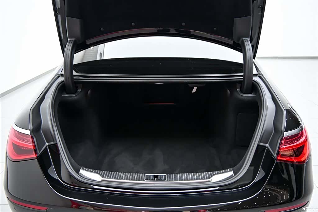 Maybach S-Class, 2022 36