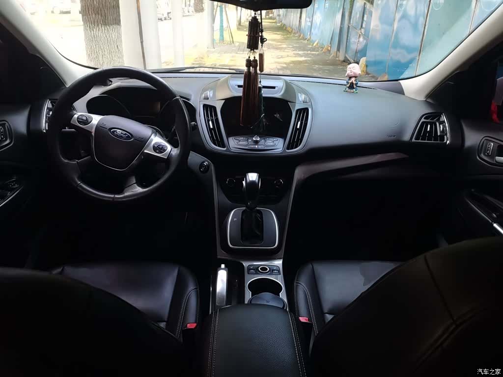 Ford Kuga, 2015 13