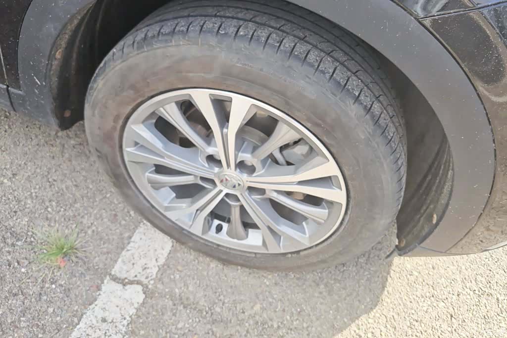 Buick Envision Plus, 2022 6