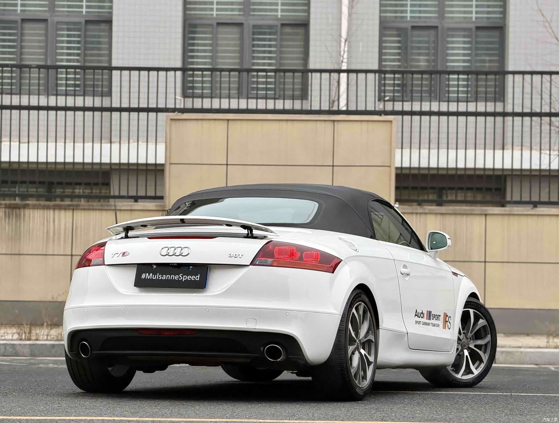 Audi TT, 2011 10