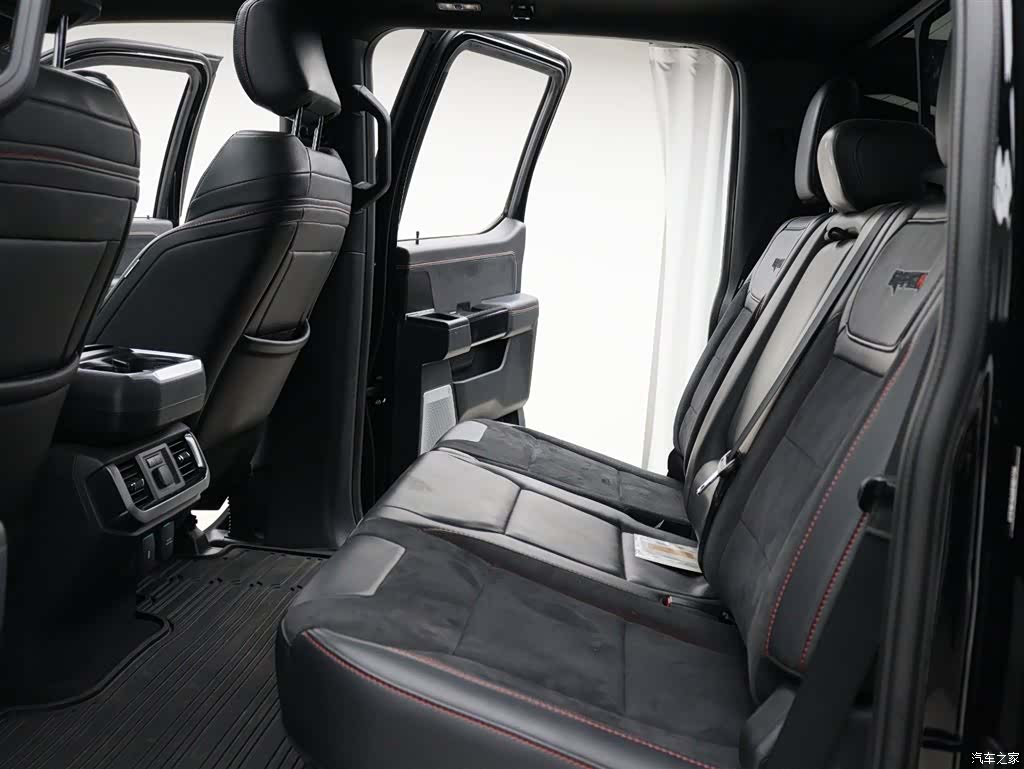 Ford F-150, 2026 8