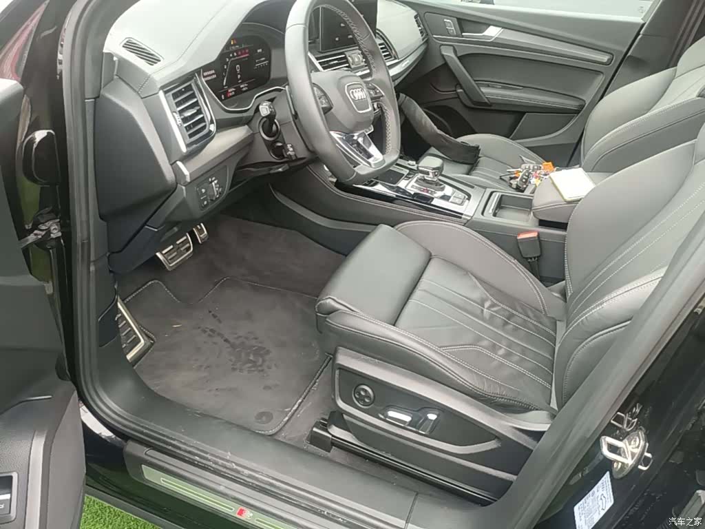 Audi Q5L, 2024 22