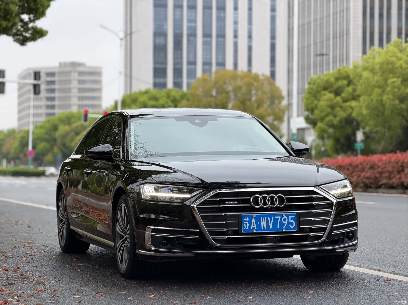 Audi A8L, 2021 3