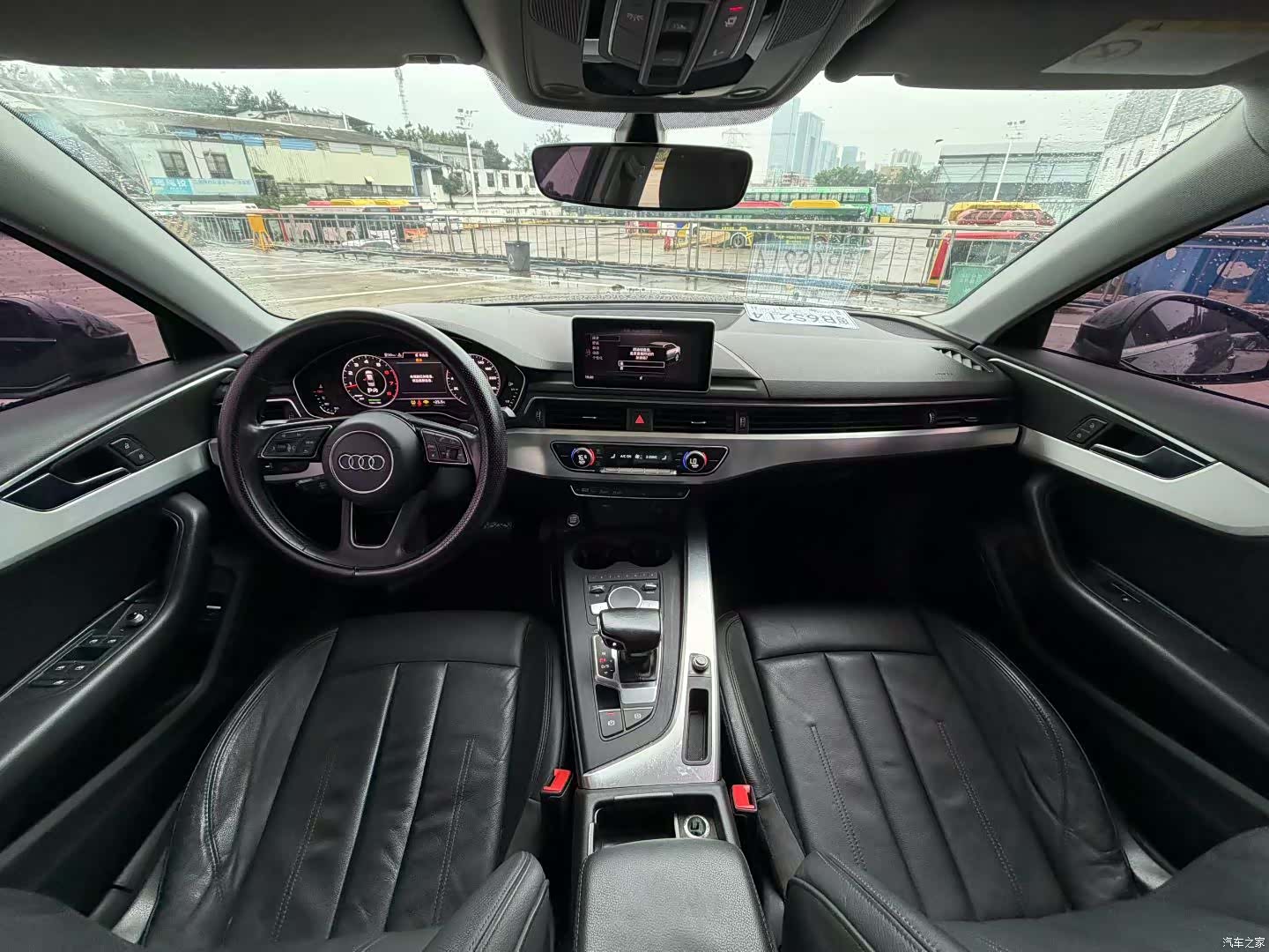 Audi A4L, 2018 9