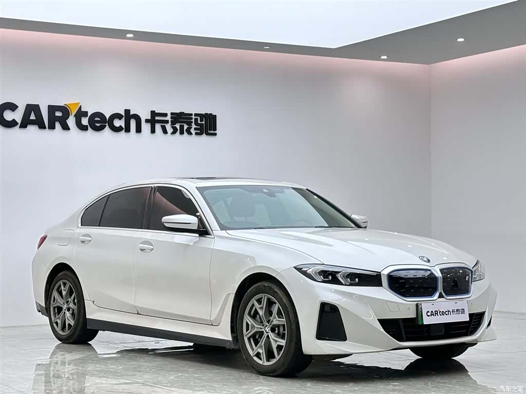 BMW i3, 2025 все фото