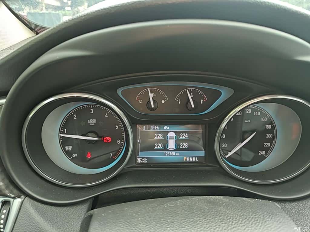 Buick Envision Plus, 2015 12