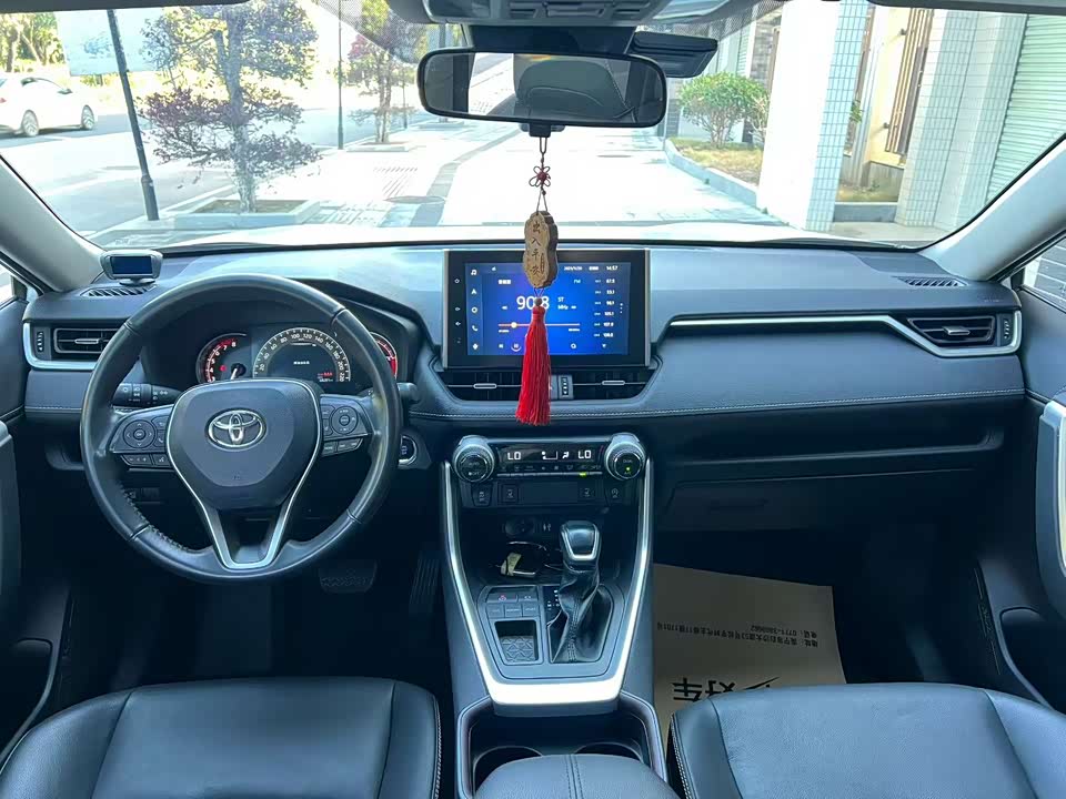 Toyota RAV4 Rongfang