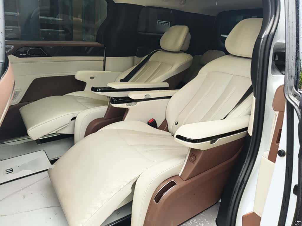BYD Xia, 2025 17