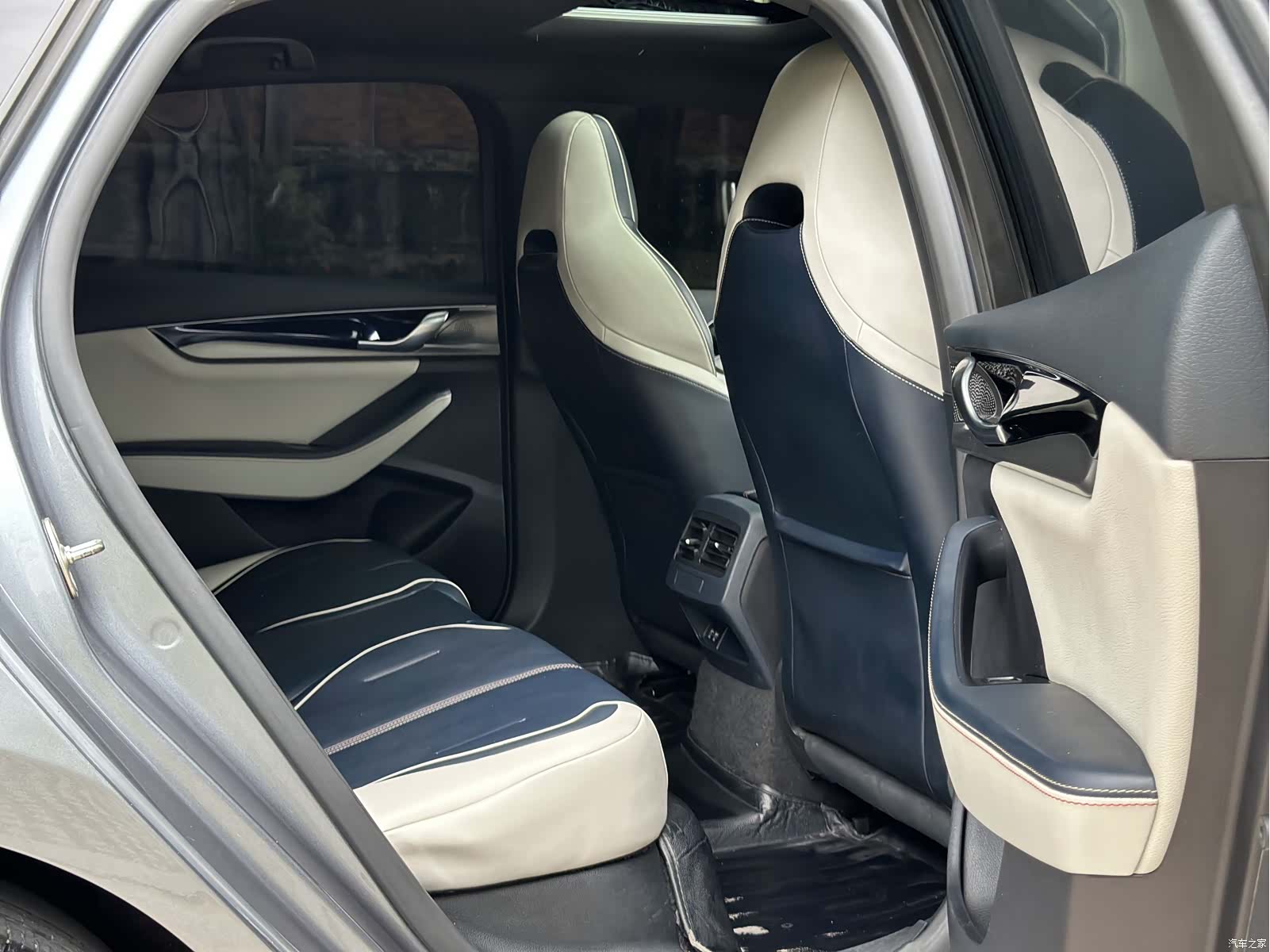 BYD Qin, 2023 22