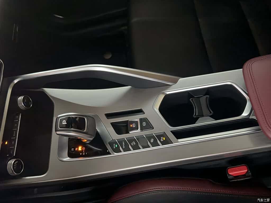 Geely Coolray, 2020 16