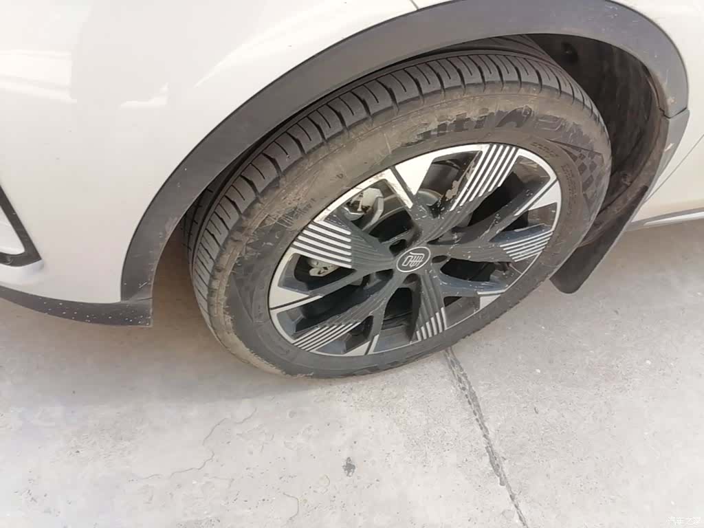 BYD Tang, 2024 23
