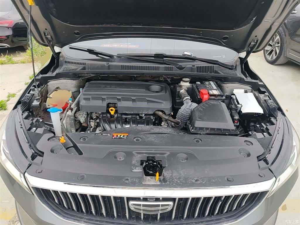 Geely Emgrand, 2023 20