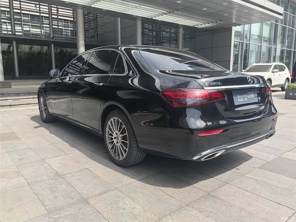 Mercedes-Benz E-Class, 2022 8