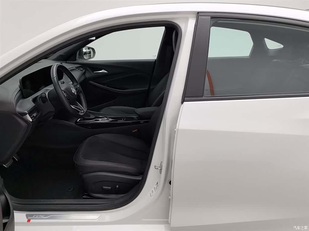 Buick Verano, 2023 10