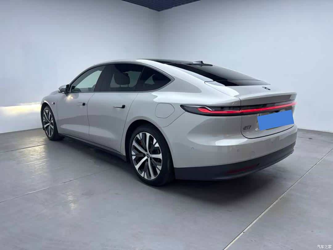 NIO ET7, 2023 4