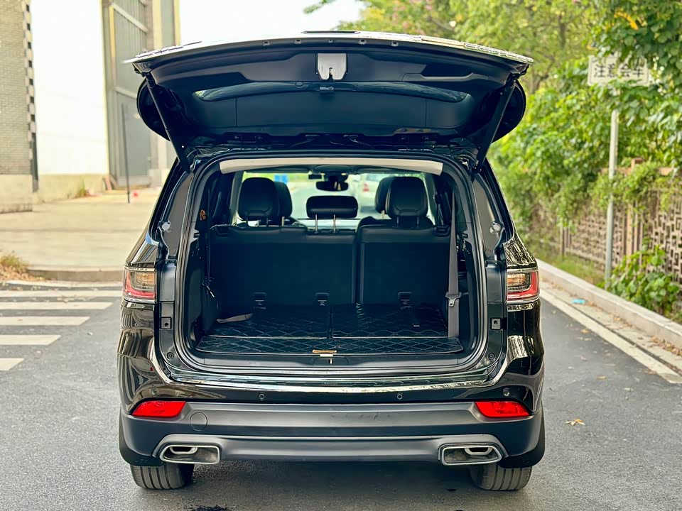 Jeep Grand Commander