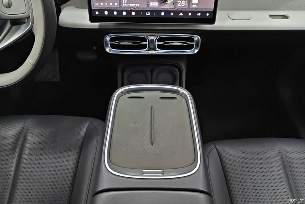Leapmotor B10, 2025 16