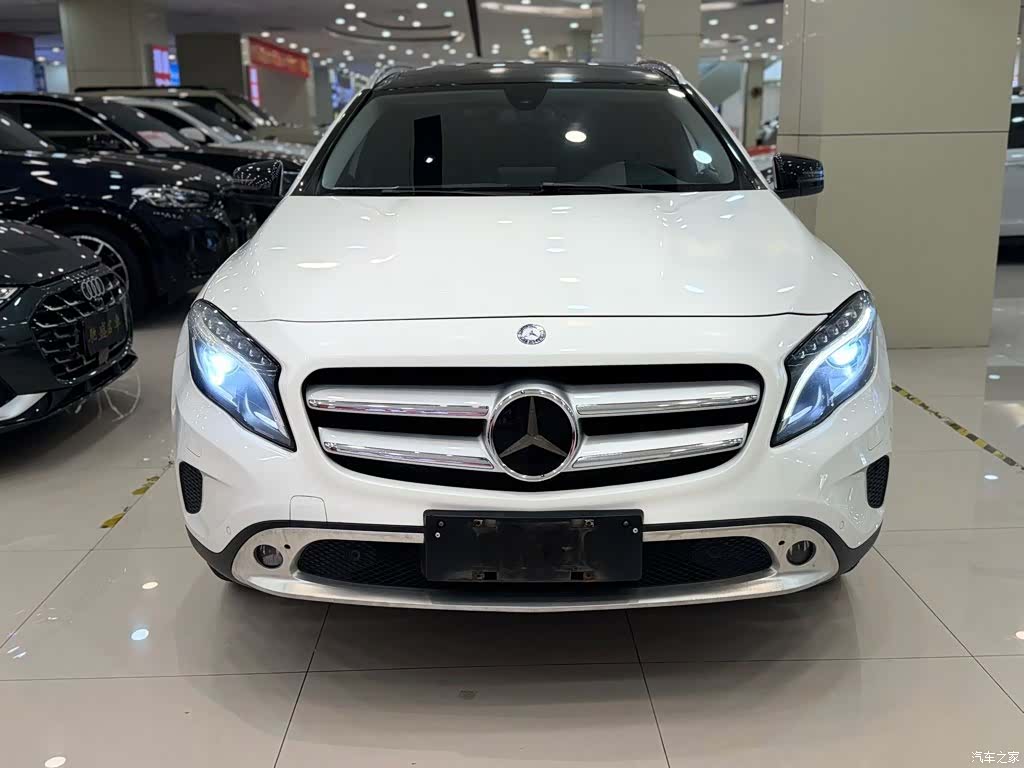 Mercedes-Benz GLA, 2016 2