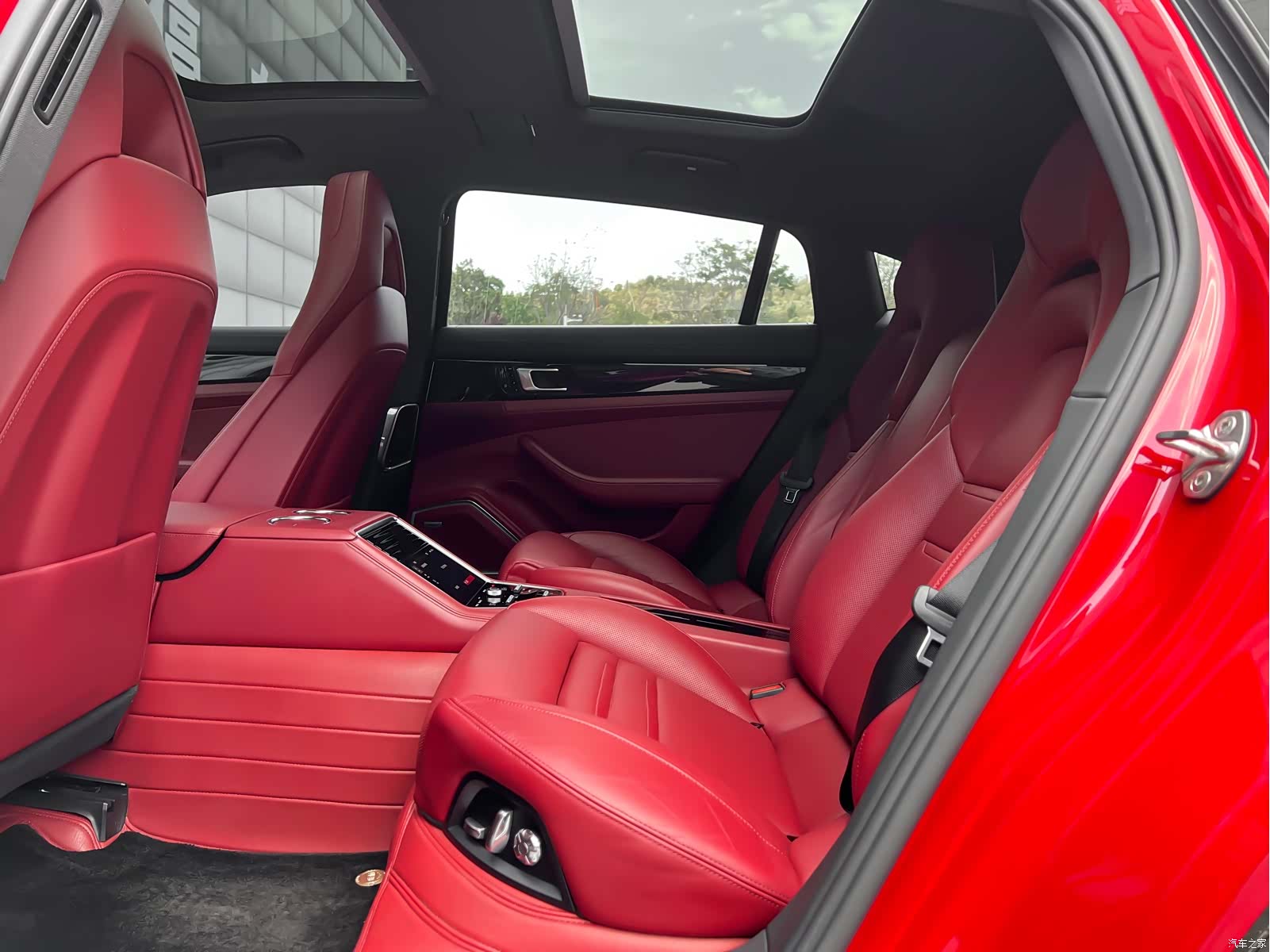 Porsche Panamera, 2022 27
