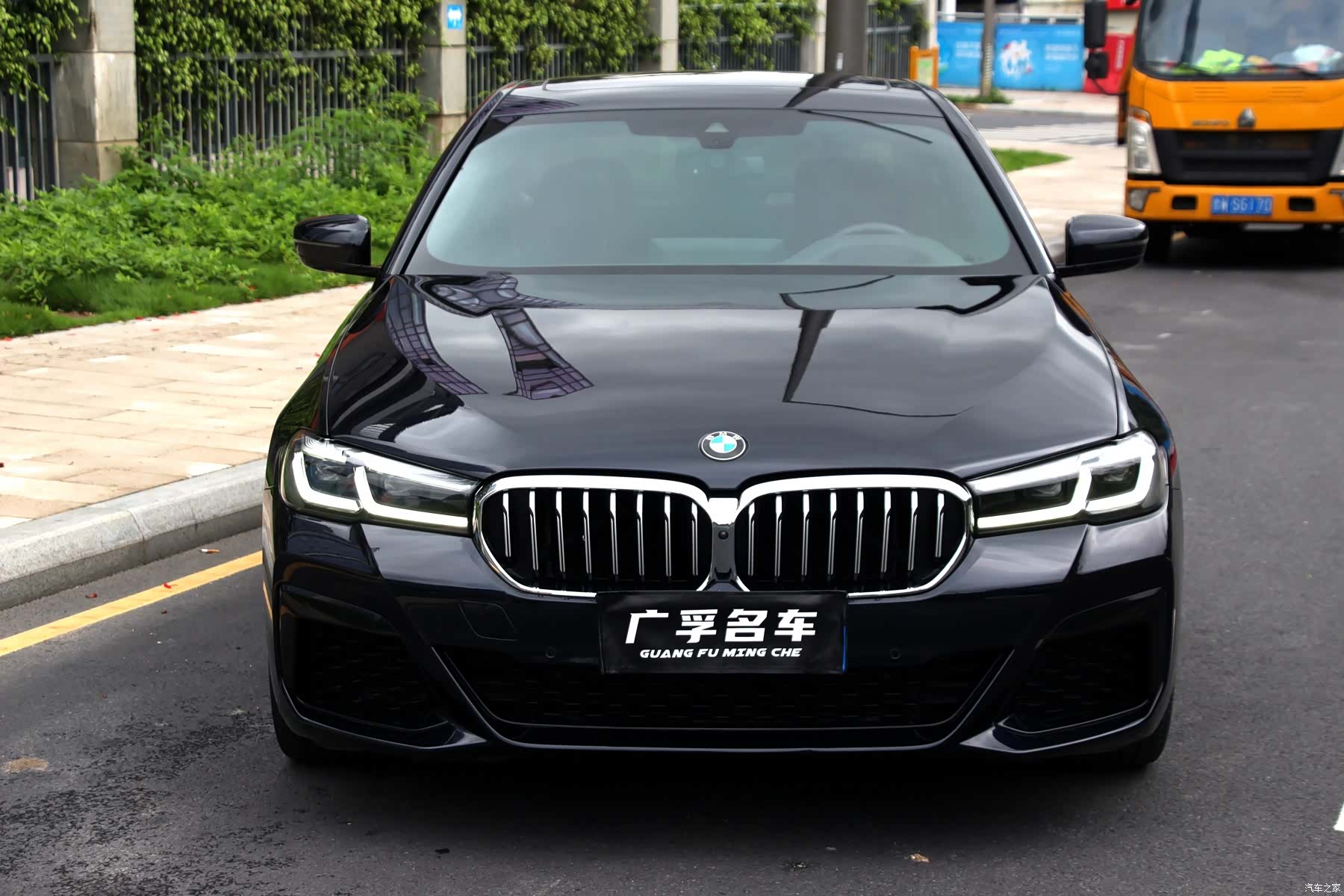 BMW 5 Series, 2022 1