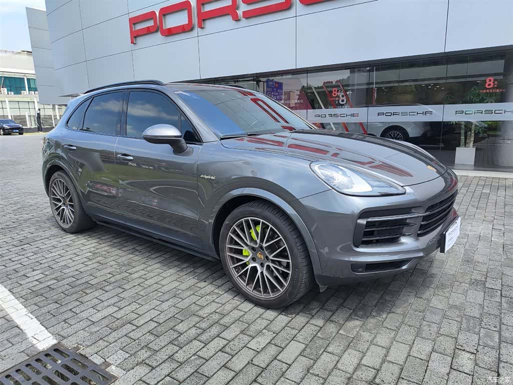 Porsche Cayenne, 2021 3