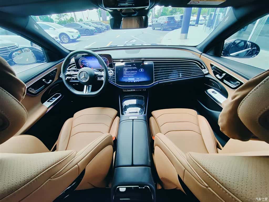 Mercedes-Benz E-Class, 2024 17