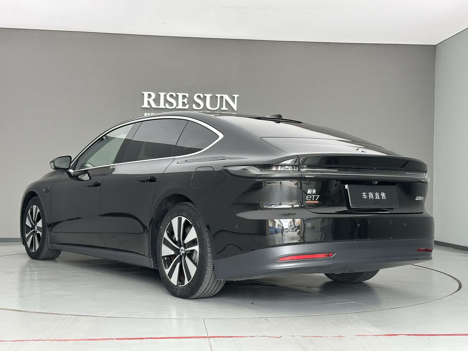 NIO ET7, 2022 все фото
