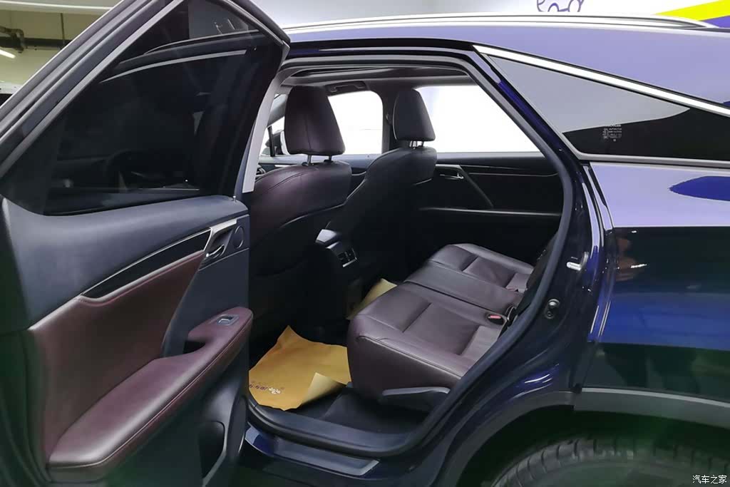 Lexus RX, 2021 11