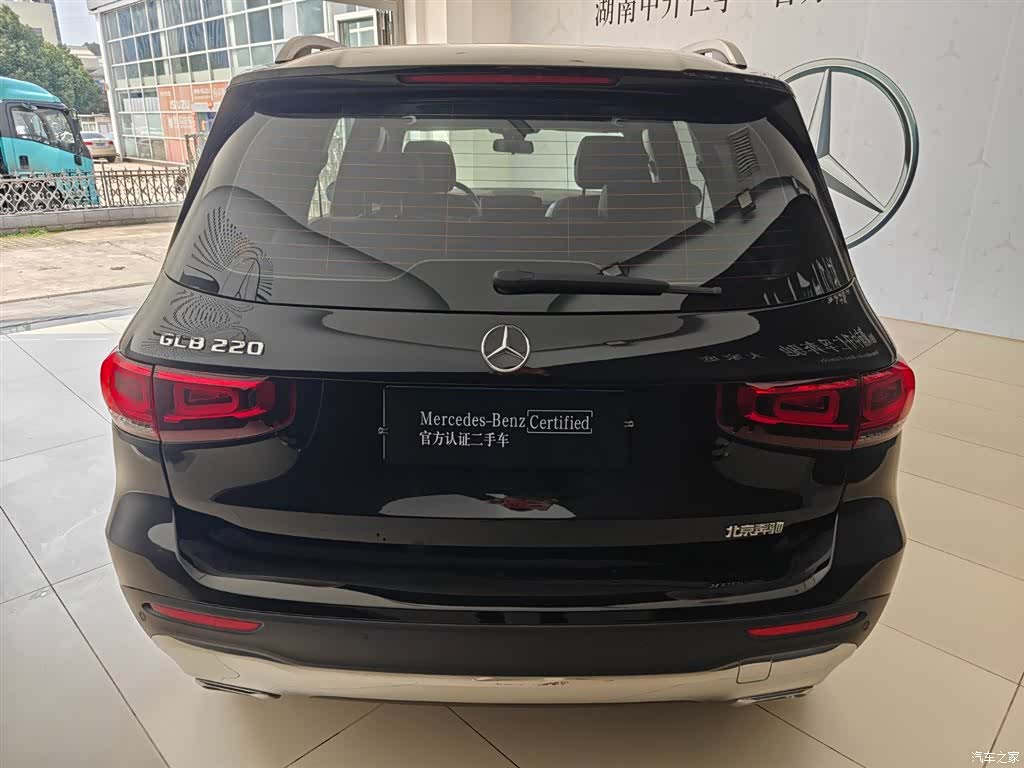 Mercedes-Benz GLB, 2023 все фото