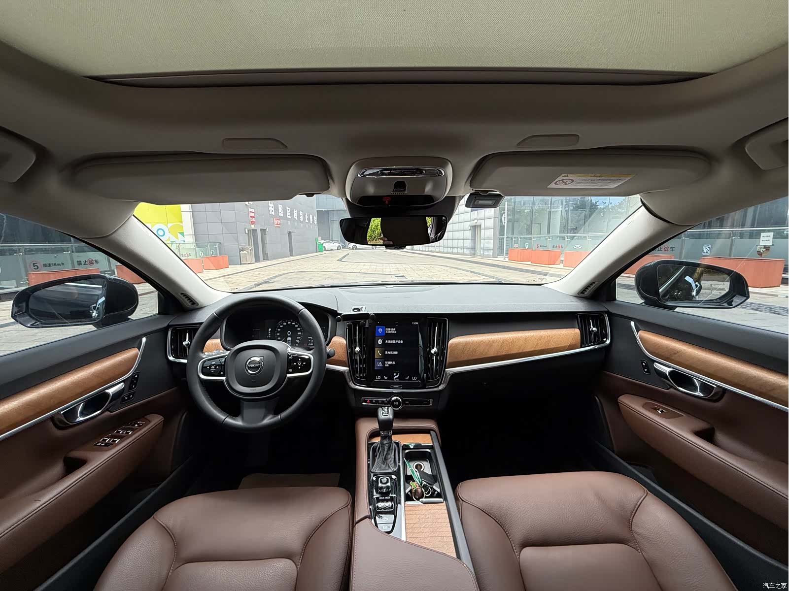 Volvo S90, 2018 все фото