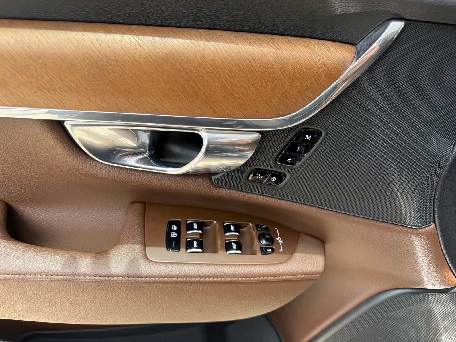 Volvo S90, 2018 18