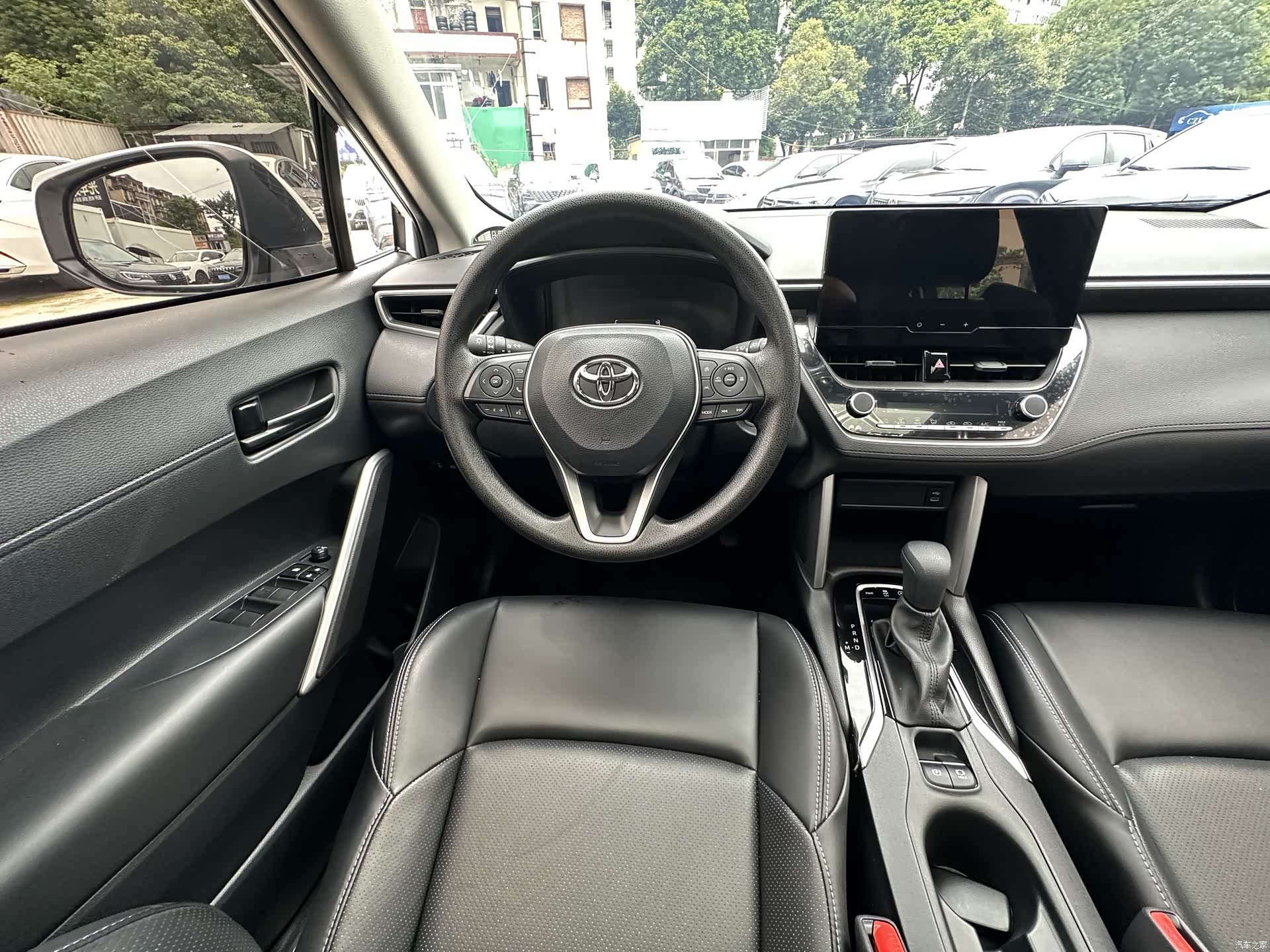 Toyota Frontlander, 2025 13