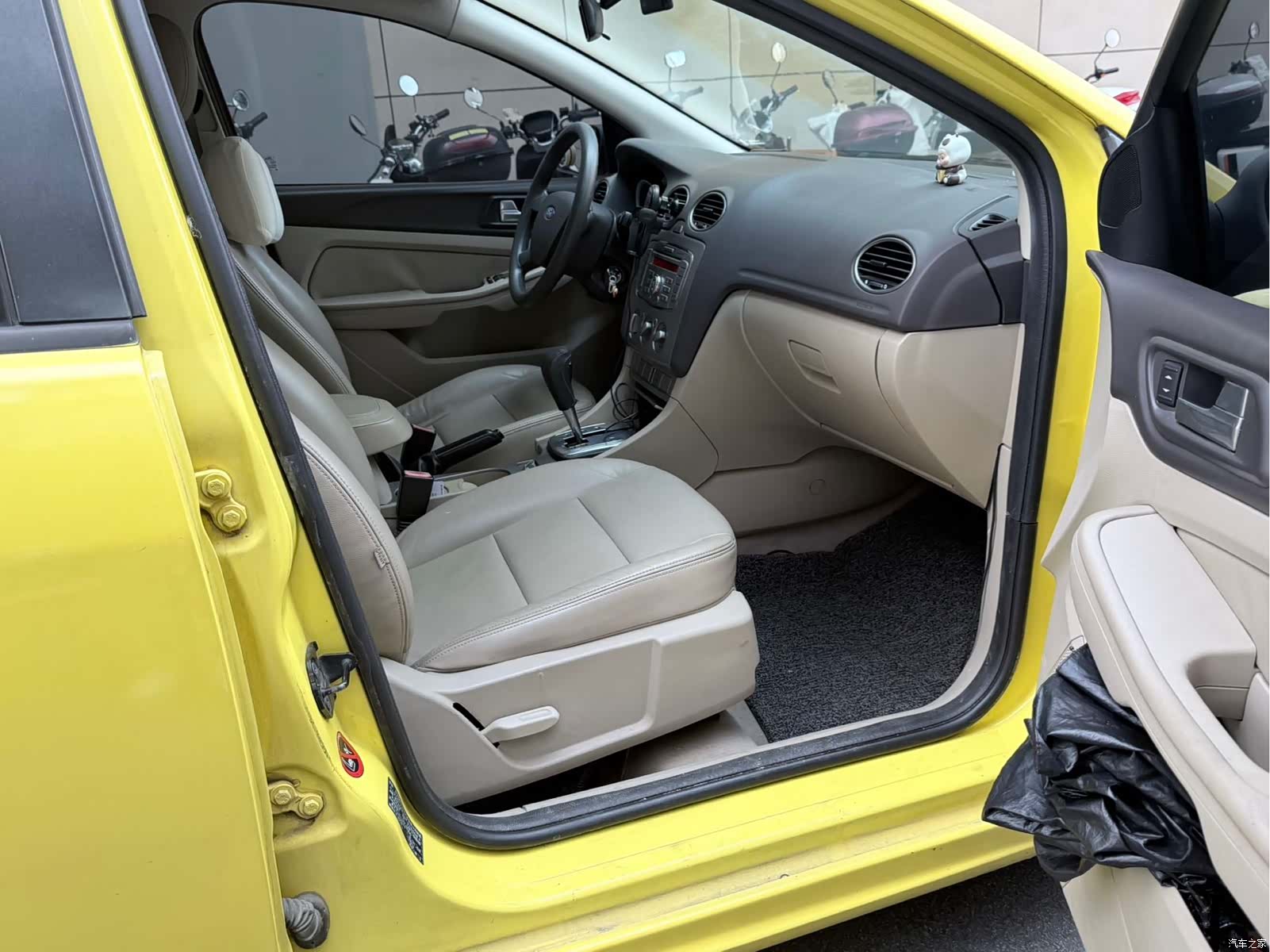 Ford Focus, 2013 11