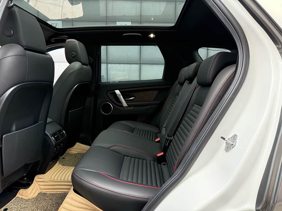 Land Rover Discover sports