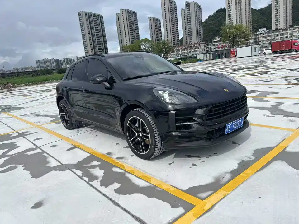 Porsche Macan