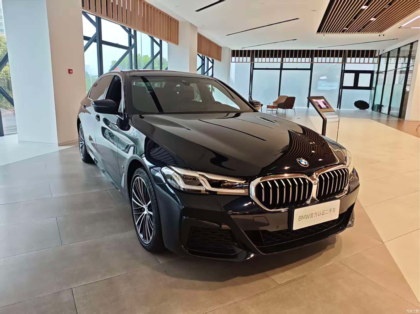 BMW 5 Series, 2023 3