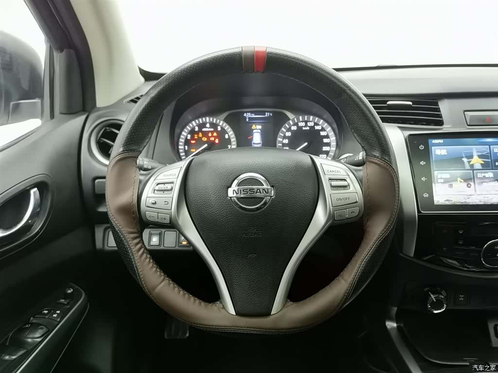 Nissan Terra, 2020 11