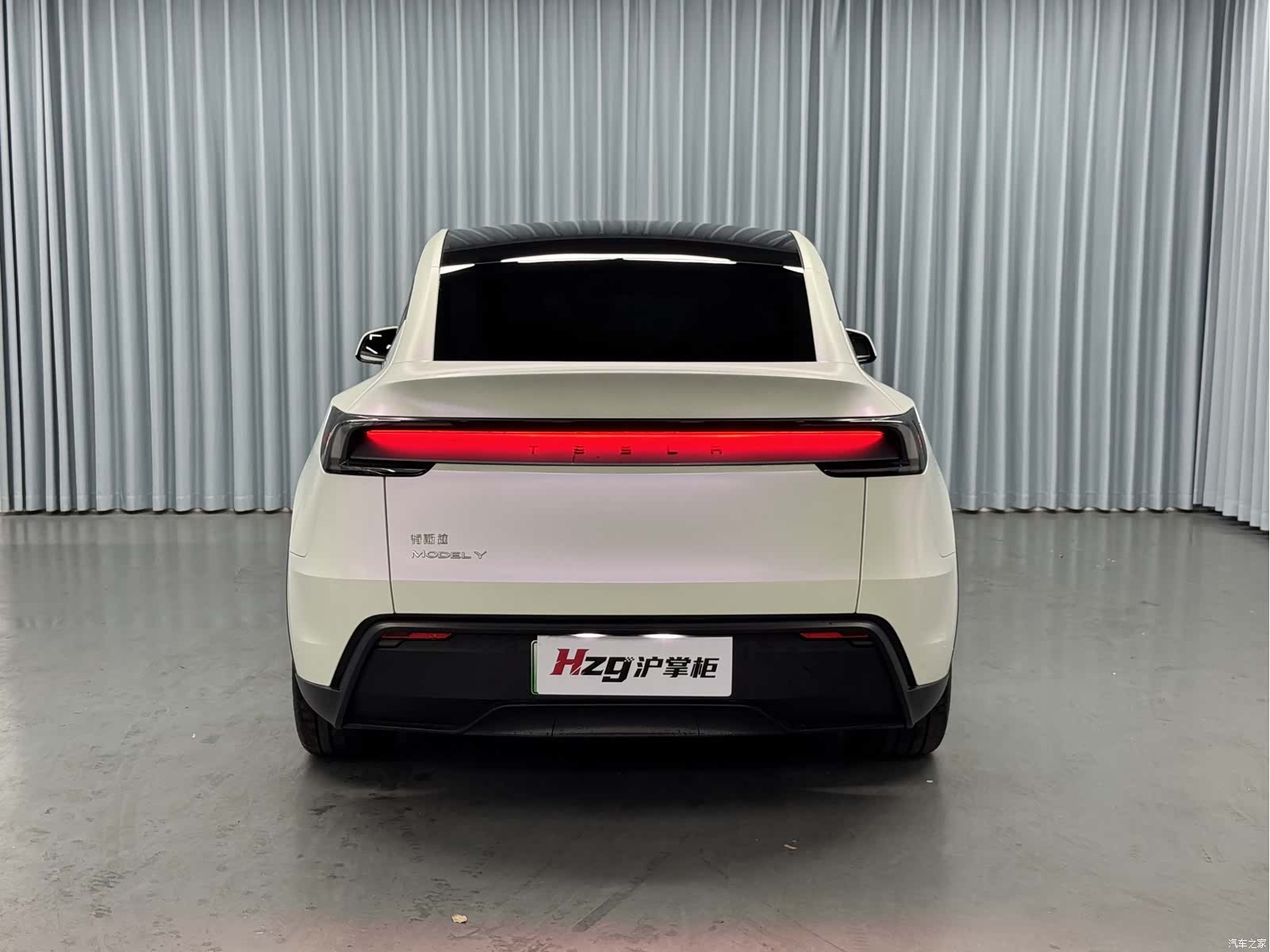 Tesla Model Y, 2025 8