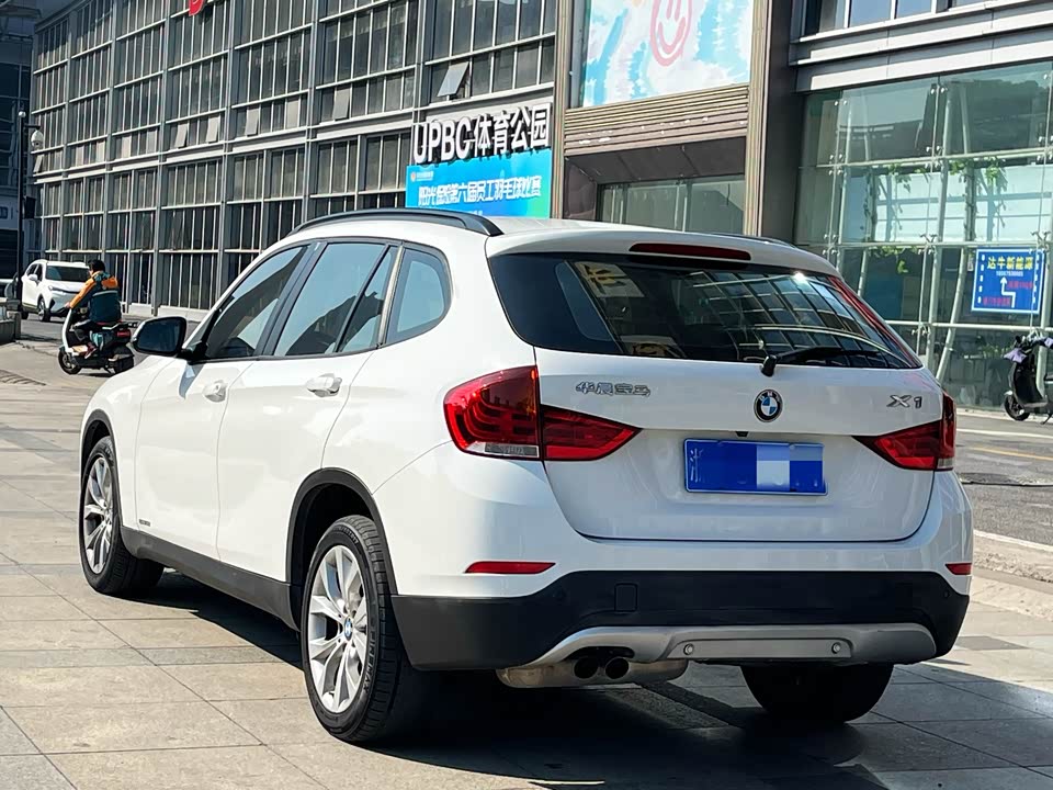 BMW X1