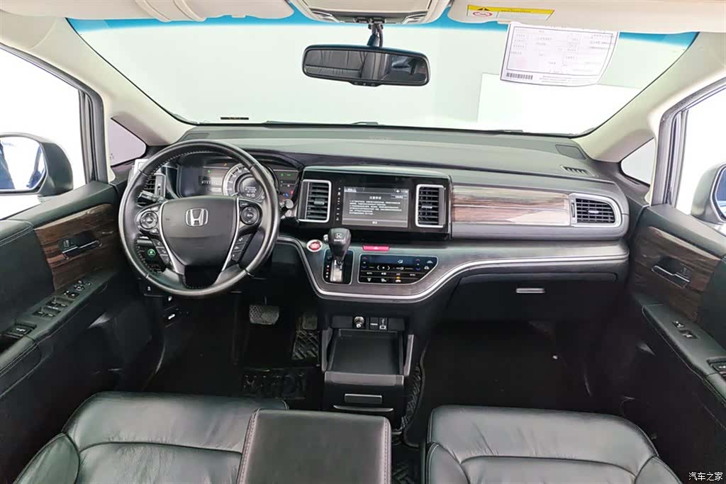 Honda Elysion, 2017 12