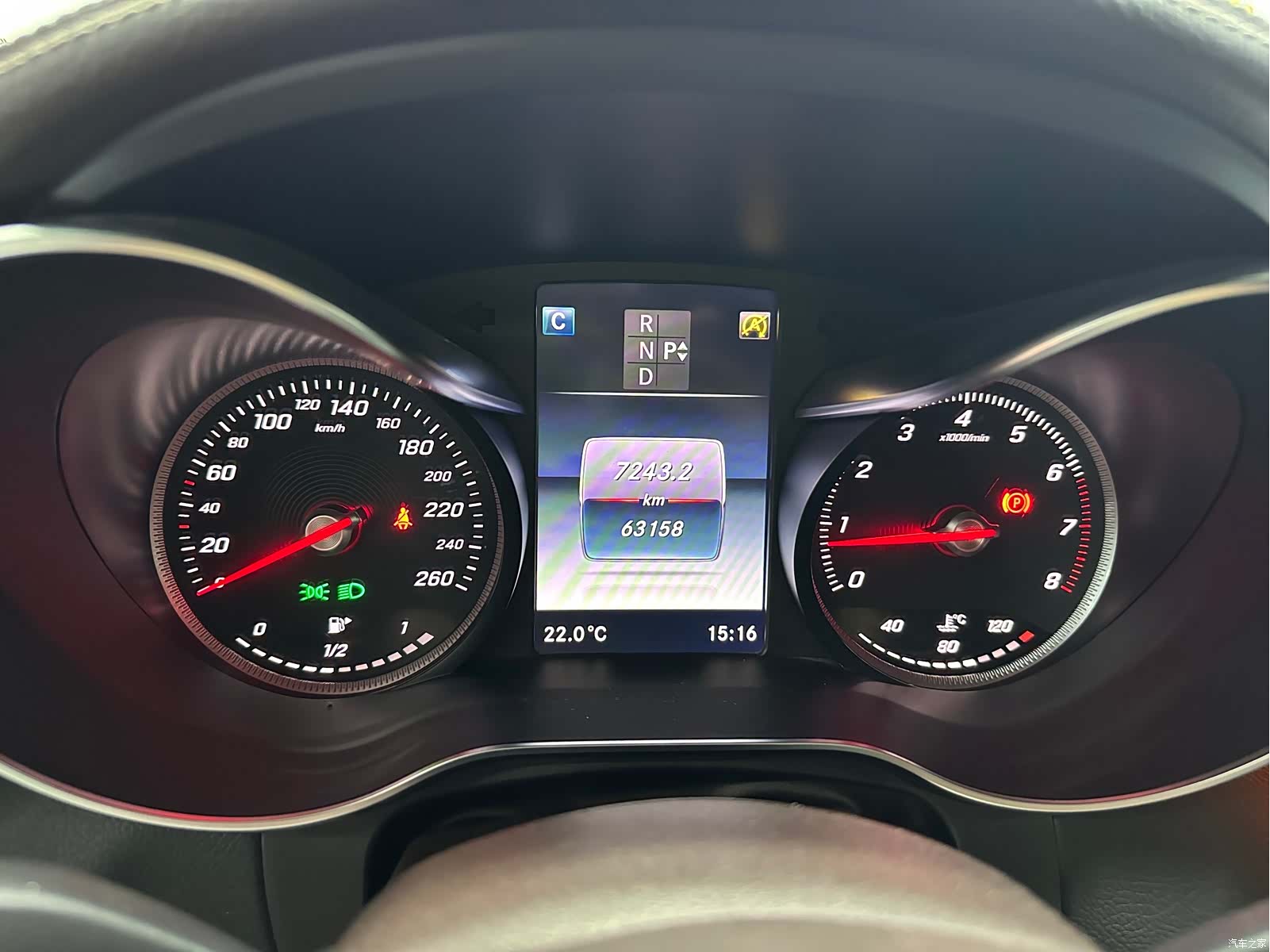 Mercedes-Benz GLC, 2017 15