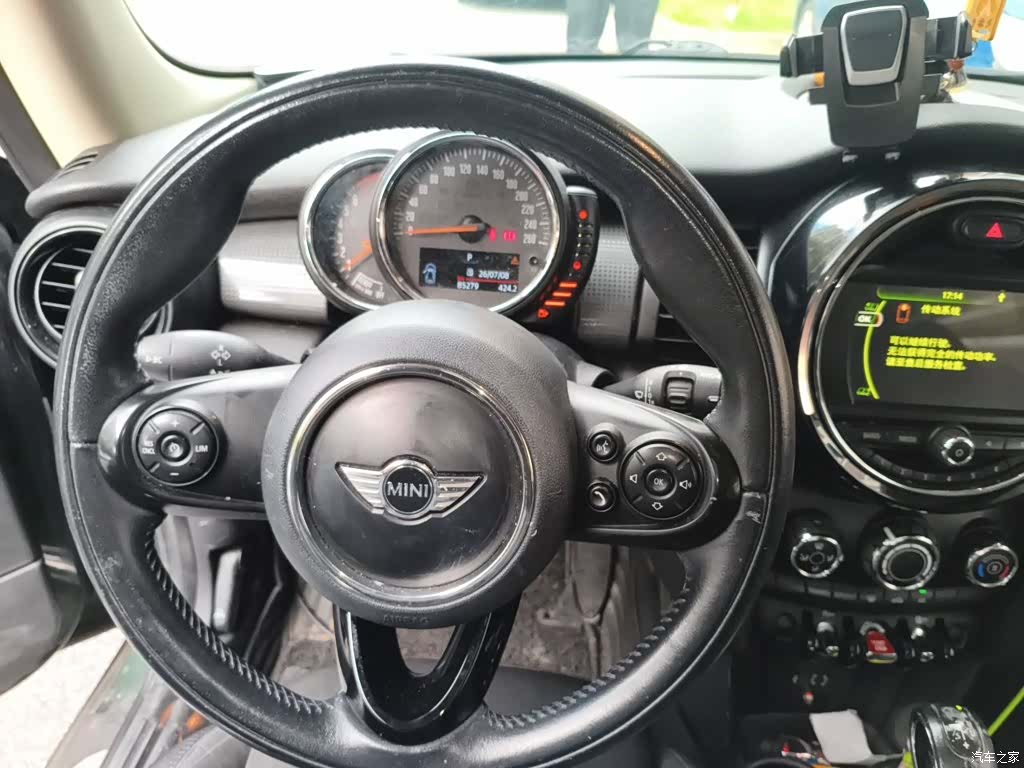 Mini Cooper, 2017 3