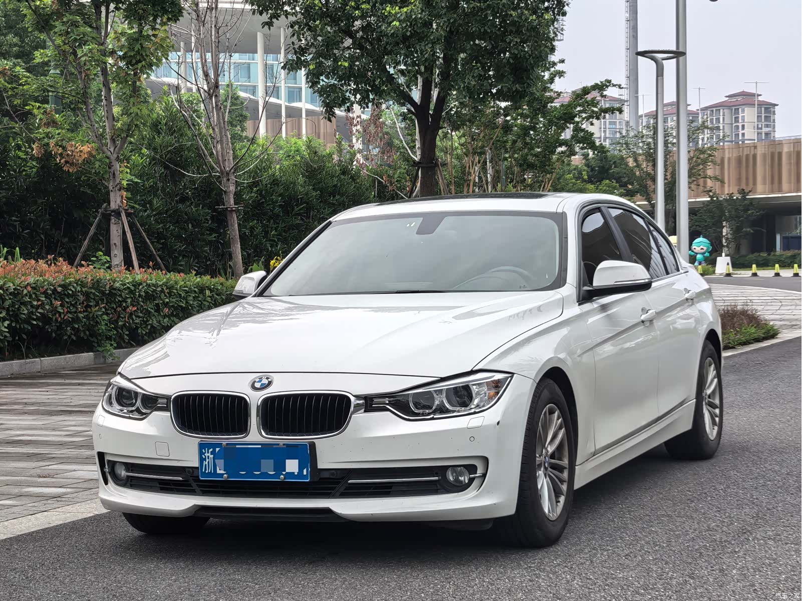 BMW 3 Series, 2015 1