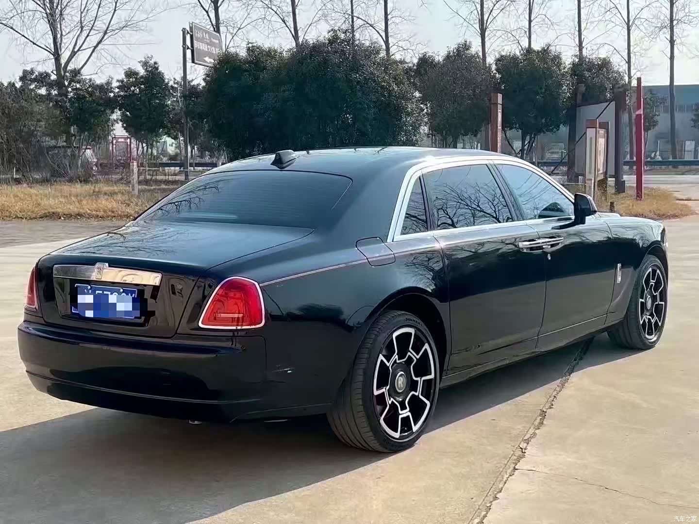 Rolls-Royce Ghost, 2019 9