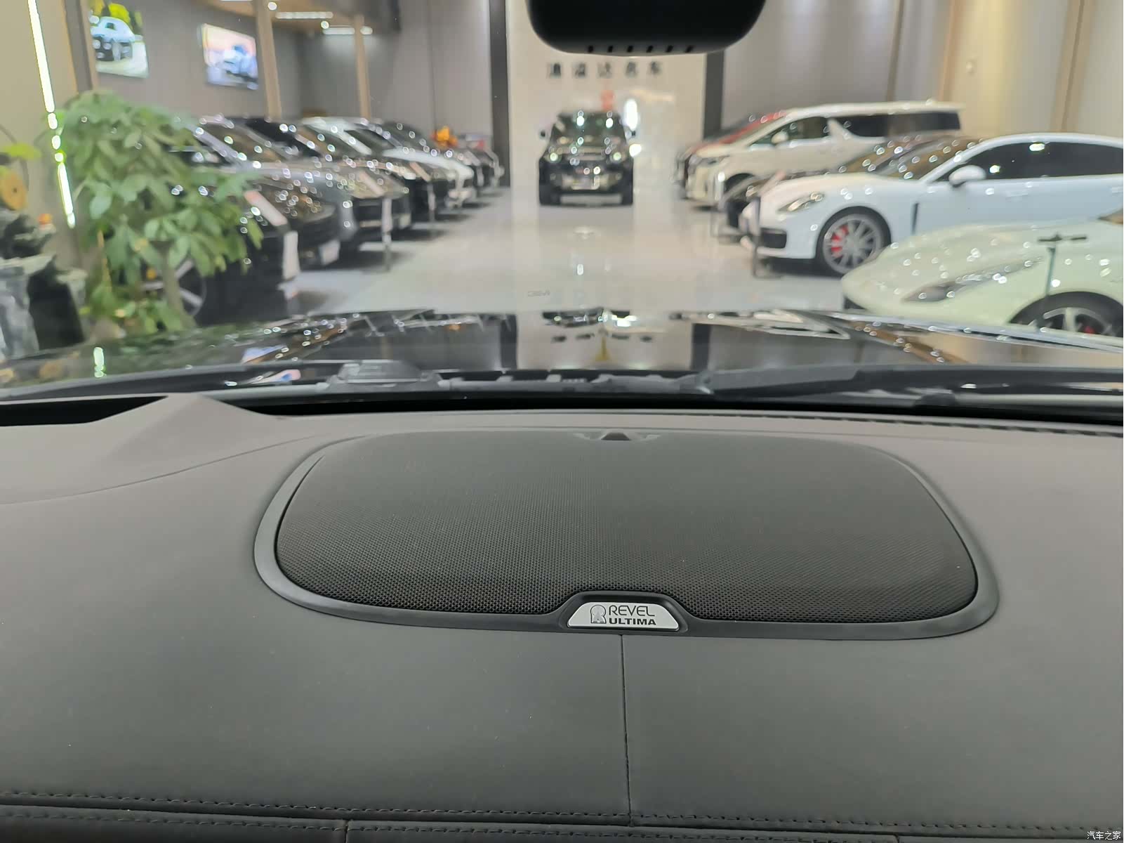 Lincoln Navigator, 2019 22