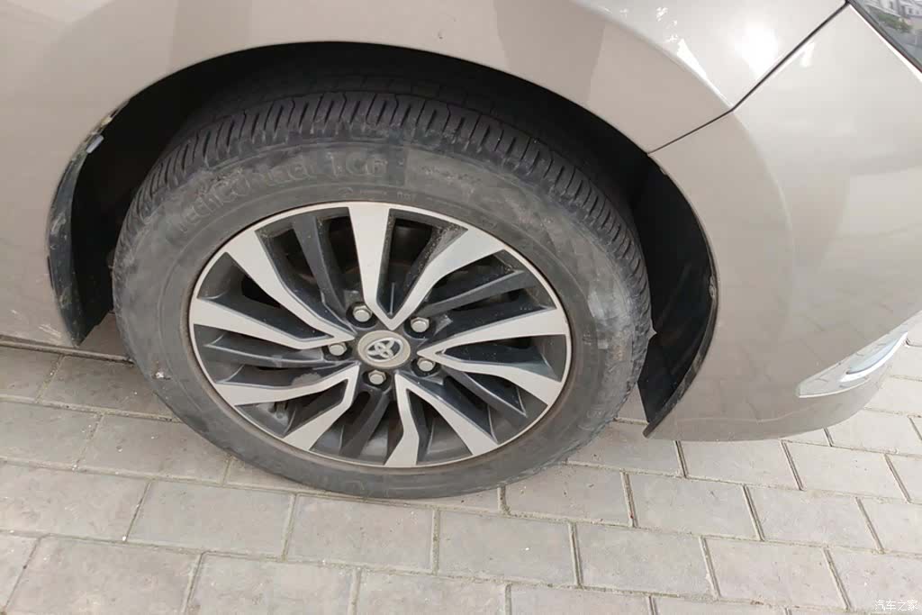 Toyota Corolla, 2016 6